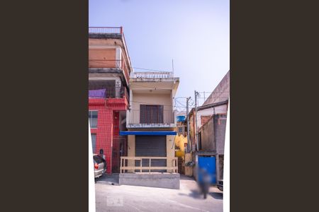 Fachada de casa para alugar com 1 quarto, 50m² em Vila Bancária Munhoz, São Paulo