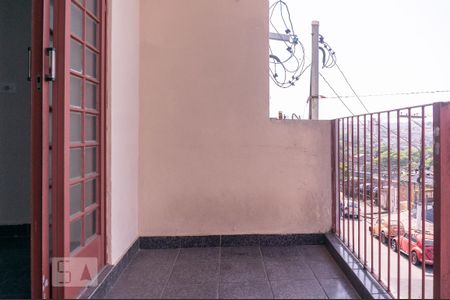 Varanda de casa para alugar com 1 quarto, 50m² em Vila Bancária Munhoz, São Paulo