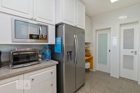 Apartamento para alugar com 230m², 5 quartos e 4 vagasCozinha