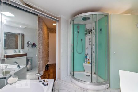 Apartamento para alugar com 230m², 5 quartos e 4 vagasBanheiro da Suíte 3