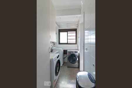 Apartamento para alugar com 230m², 5 quartos e 4 vagasLavanderia