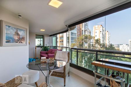 Apartamento para alugar com 230m², 5 quartos e 4 vagasVaranda da Sala
