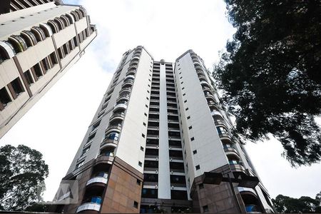 Apartamento para alugar com 230m², 5 quartos e 4 vagasFachada