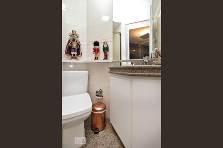 Apartamento para alugar com 230m², 5 quartos e 4 vagasBanheiro do Escritório