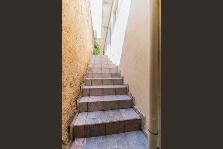 Studio para alugar com 35m², 1 quarto e sem vagaEscada