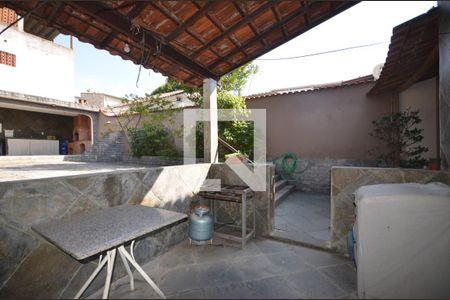 Casa para alugar com 330m², 3 quartos e 3 vagasÁrea de Serviço