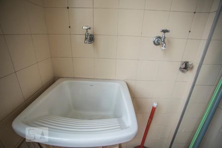 Área de Serviço - Torneira de apartamento para alugar com 1 quarto, 40m² em Vila Guarani (z Sul), São Paulo
