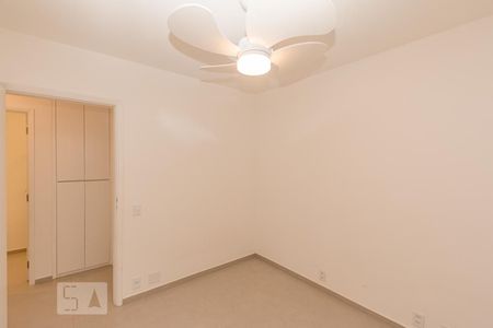 Apartamento para alugar com 65m², 2 quartos e 1 vaga Apartamento para alugar com 65m², 2 quartos e 1 vagaQuarto