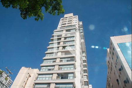 Apartamento para alugar com 67m², 2 quartos e 1 vaga Apartamento para alugar com 67m², 2 quartos e 1 vagaFachada