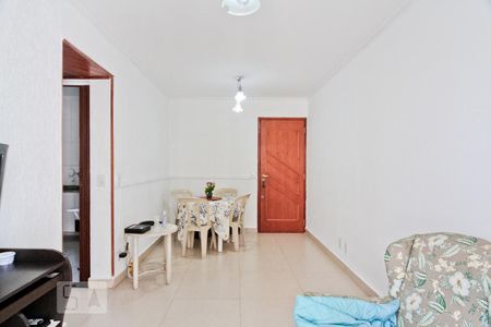 Sala de apartamento para alugar com 2 quartos, 50m² em Vila Dionisia, São Paulo