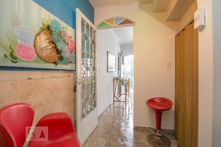 Hall de casa para alugar com 2 quartos, 125m² em Vila Gomes Cardim, São Paulo