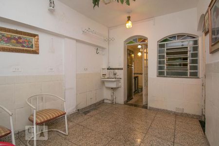 Casa para alugar com 125m², 2 quartos e sem vagaÁrea de Serviço