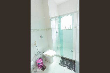 Casa de condomínio à venda com 457m², 3 quartos e 4 vagasBanheiro da Suíte 2