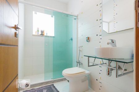 Casa de condomínio à venda com 457m², 3 quartos e 4 vagasBanheiro da Suíte 3