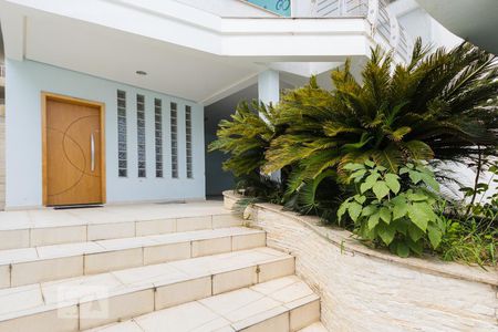 Casa de condomínio à venda com 457m², 3 quartos e 4 vagasFachada