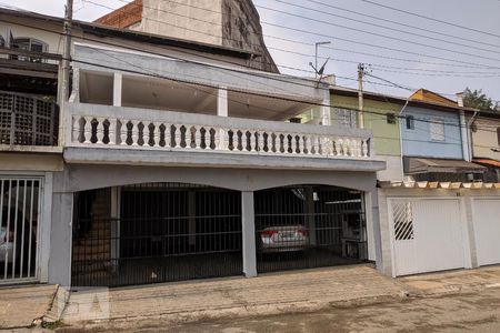 Casa à venda com 300m², 3 quartos e 3 vagasFachada