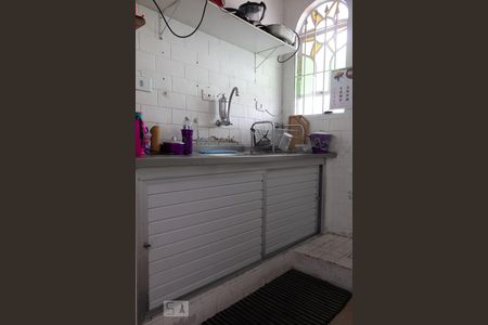 Casa à venda com 300m², 3 quartos e 3 vagasCozinha