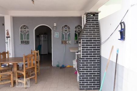 Casa à venda com 300m², 3 quartos e 3 vagasTerraço