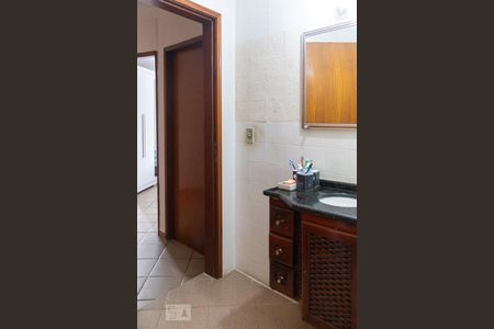 Casa à venda com 300m², 3 quartos e 3 vagasBanheiro