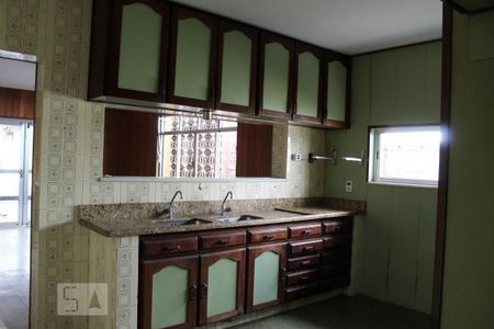 Casa para alugar com 624m², 3 quartos e 3 vagasCozinha - Armários