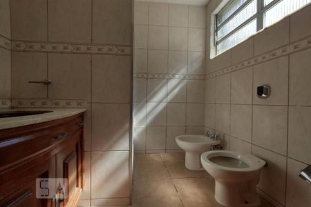 Casa para alugar com 624m², 3 quartos e 3 vagasBanheiro da Suíte