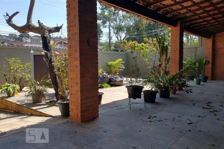 Casa para alugar com 624m², 3 quartos e 3 vagasVaranda - Frente 