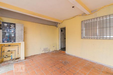 Garagem  de casa para alugar com 3 quartos, 100m² em Vila Brasilina, São Paulo
