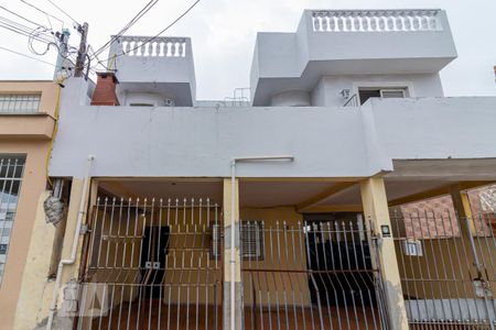 Fachada  de casa para alugar com 3 quartos, 100m² em Vila Brasilina, São Paulo