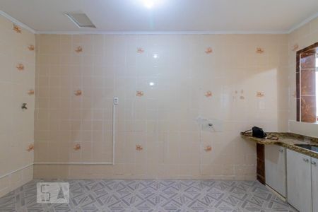 Cozinha  de casa para alugar com 3 quartos, 100m² em Vila Brasilina, São Paulo