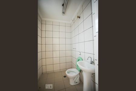 Casa à venda com 163m², 4 quartos e 1 vagaBanheiro 2