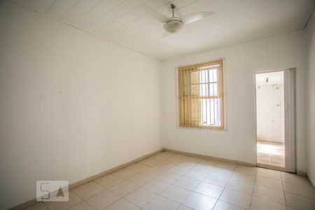Casa à venda com 163m², 4 quartos e 1 vagaSuite - Ventilador de Teto