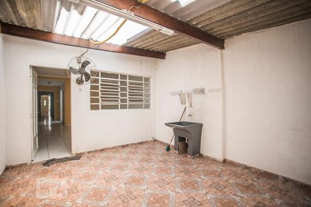 Casa à venda com 163m², 4 quartos e 1 vagaÁrea de Serviço