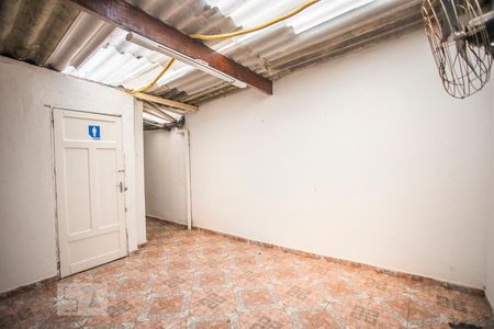Casa à venda com 163m², 4 quartos e 1 vagaÁrea de Serviço