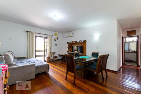 Sala de apartamento à venda com 2 quartos, 100m² em Badu, Niterói