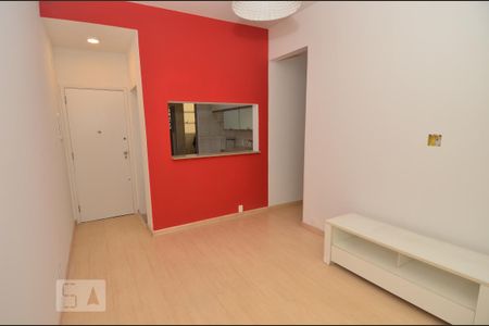Sala de apartamento para alugar com 2 quartos, 70m² em Copacabana, Rio de Janeiro