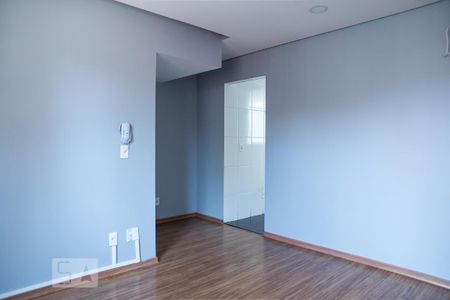Sala de apartamento para alugar com 2 quartos, 70m² em Camargos, Belo Horizonte