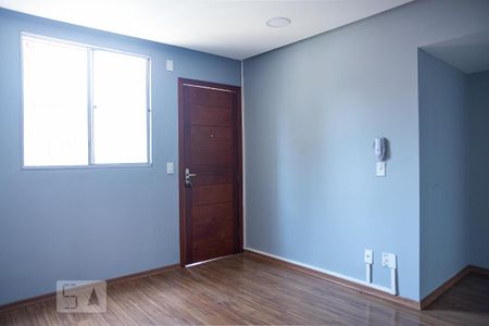 Sala de apartamento para alugar com 2 quartos, 70m² em Camargos, Belo Horizonte