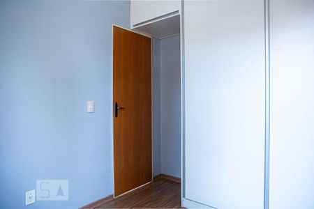 Quarto 1 de apartamento para alugar com 2 quartos, 70m² em Camargos, Belo Horizonte