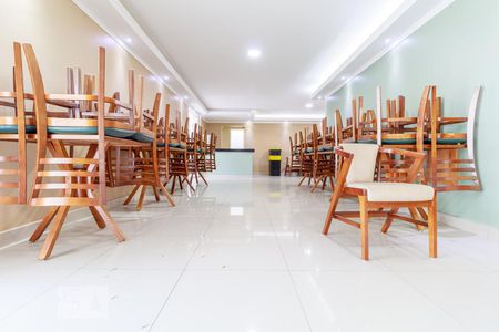 Apartamento para alugar com 70m², 2 quartos e 1 vagaÁrea comum - Salão de festas