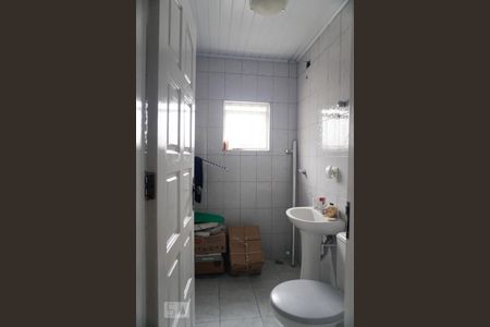 Casa à venda com 300m², 5 quartos e 4 vagasCasa 2 - Banheiro 1