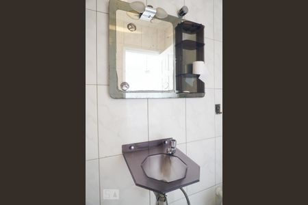 Casa à venda com 300m², 5 quartos e 4 vagasCasa 1 - Banheiro 1