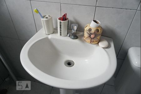 Casa à venda com 300m², 5 quartos e 4 vagasCasa 2 - Banheiro 1