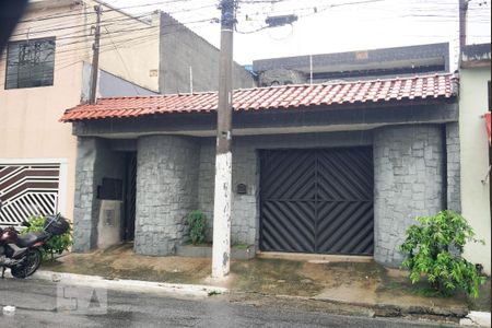 Casa à venda com 300m², 5 quartos e 4 vagasFachada