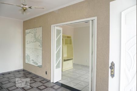 Casa à venda com 300m², 5 quartos e 4 vagasCasa 1 - Suíte