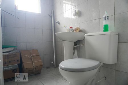 Casa à venda com 300m², 5 quartos e 4 vagasCasa 2 - Banheiro 1