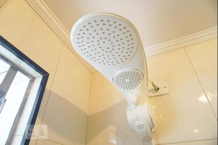 Casa à venda com 300m², 5 quartos e 4 vagasCasa 1 - Banheiro 2