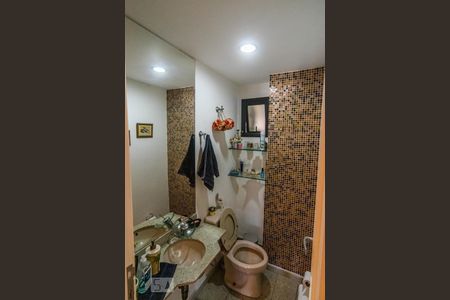 Apartamento à venda com 114m², 3 quartos e 3 vagas Apartamento à venda com 114m², 3 quartos e 3 vagasLavabo