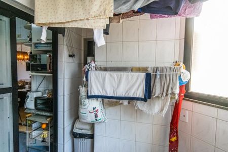 Apartamento à venda com 114m², 3 quartos e 3 vagas Apartamento à venda com 114m², 3 quartos e 3 vagasÁrea de Serviço