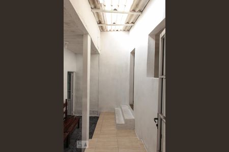 Entrada da Sala de casa para alugar com 2 quartos, 120m² em Boa Vista, Belo Horizonte