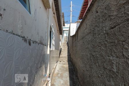 Casa à venda com 120m², 2 quartos e 2 vagasCorredor da Casa